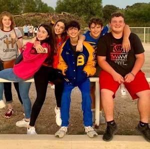 Meet your Posher, Jackson